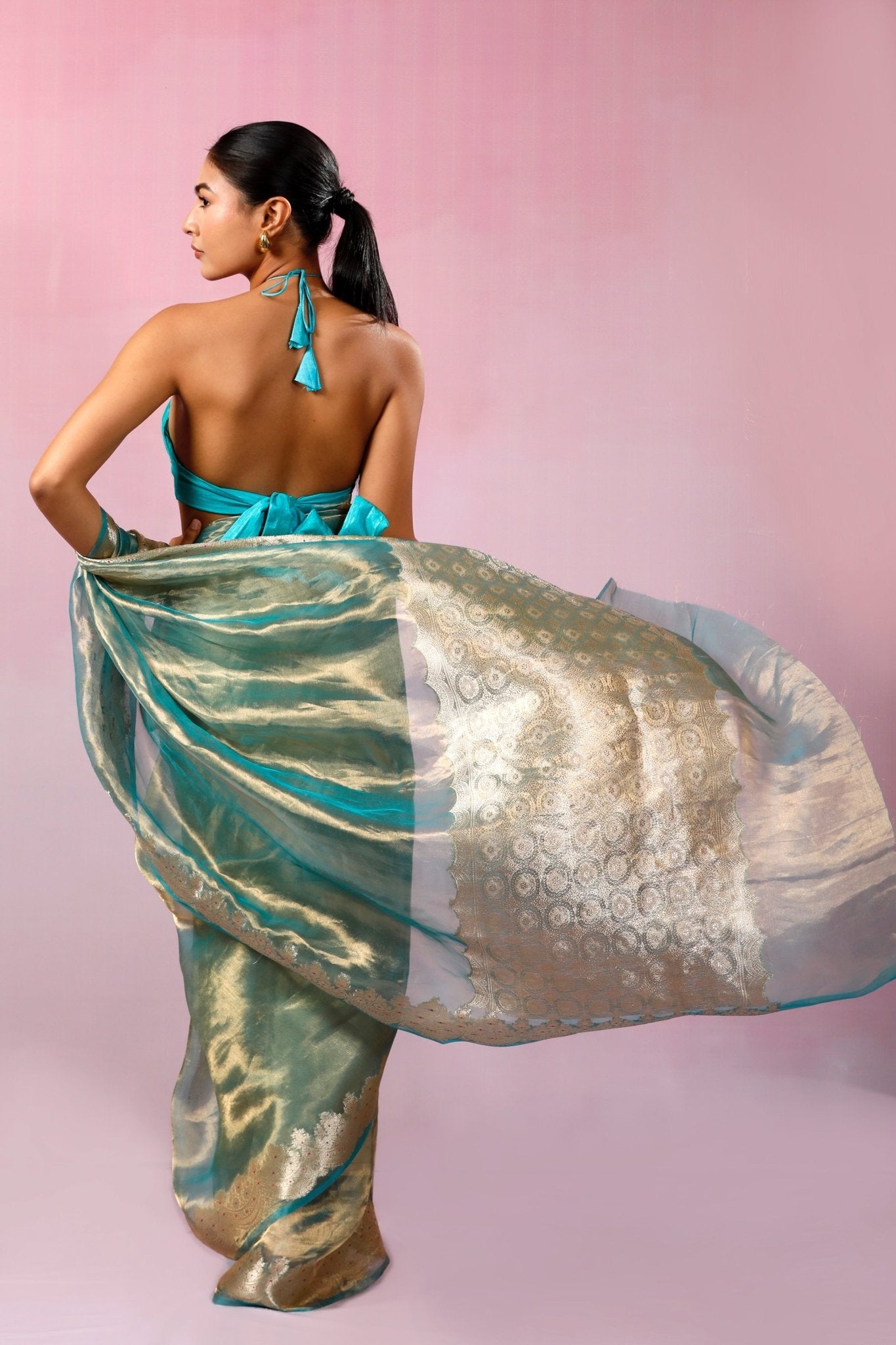 HANDWOVEN BLUE TISSUE MEENAKARI SAREE - White Maison de Couture