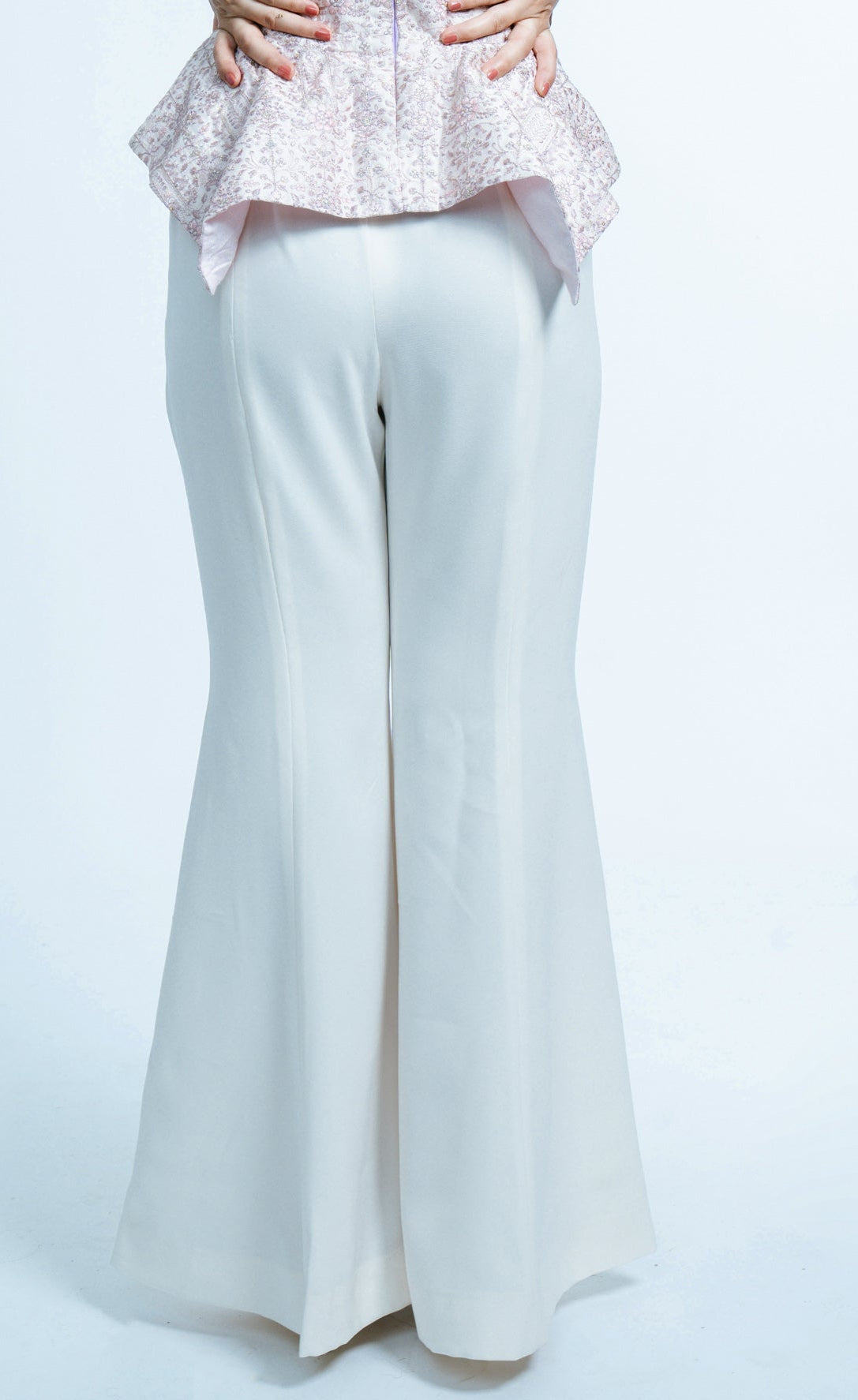 FLARE PANTS WITH HIGH SLITS