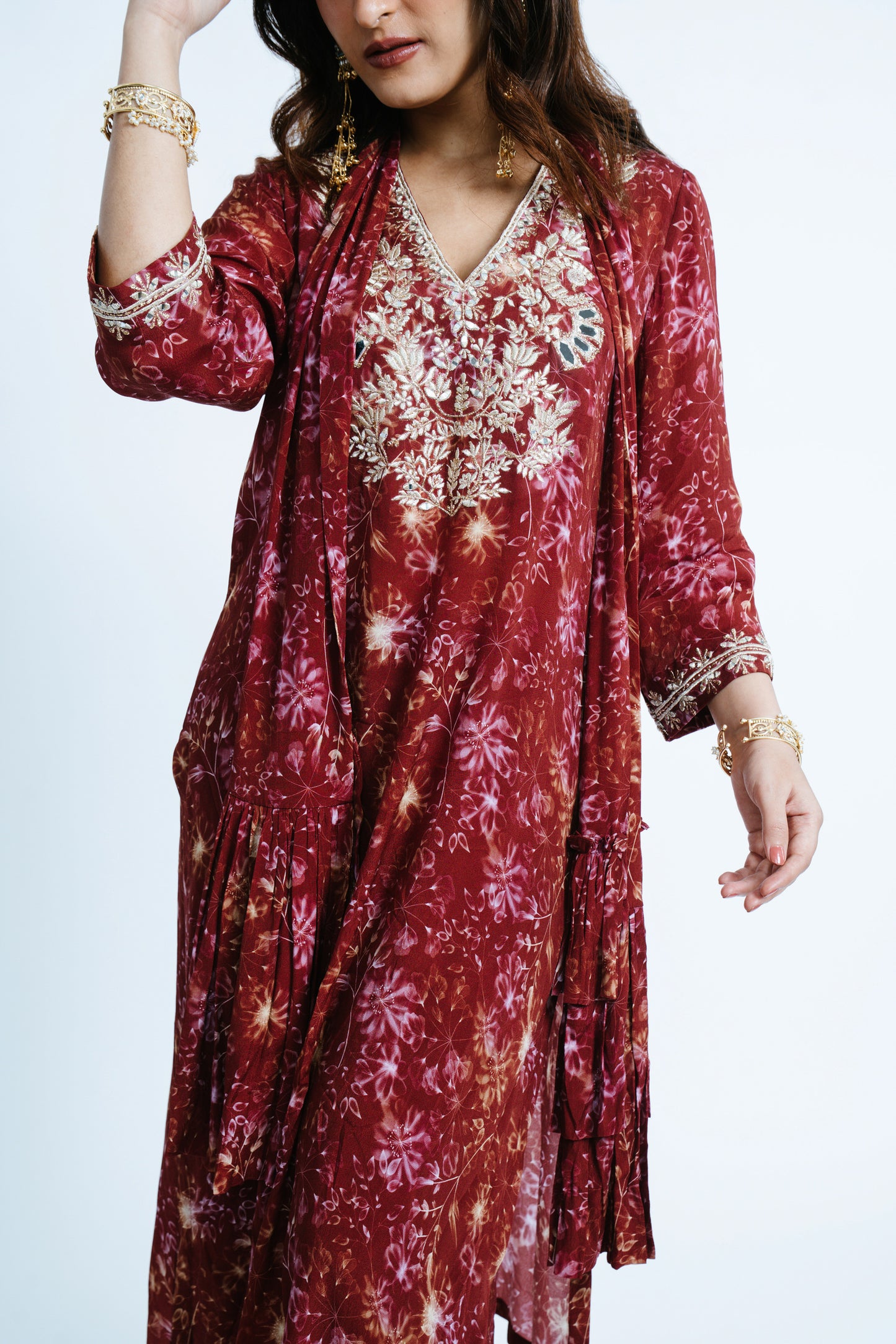 CLASSIC KAMEEZ SET WITH LAYERED STOLE