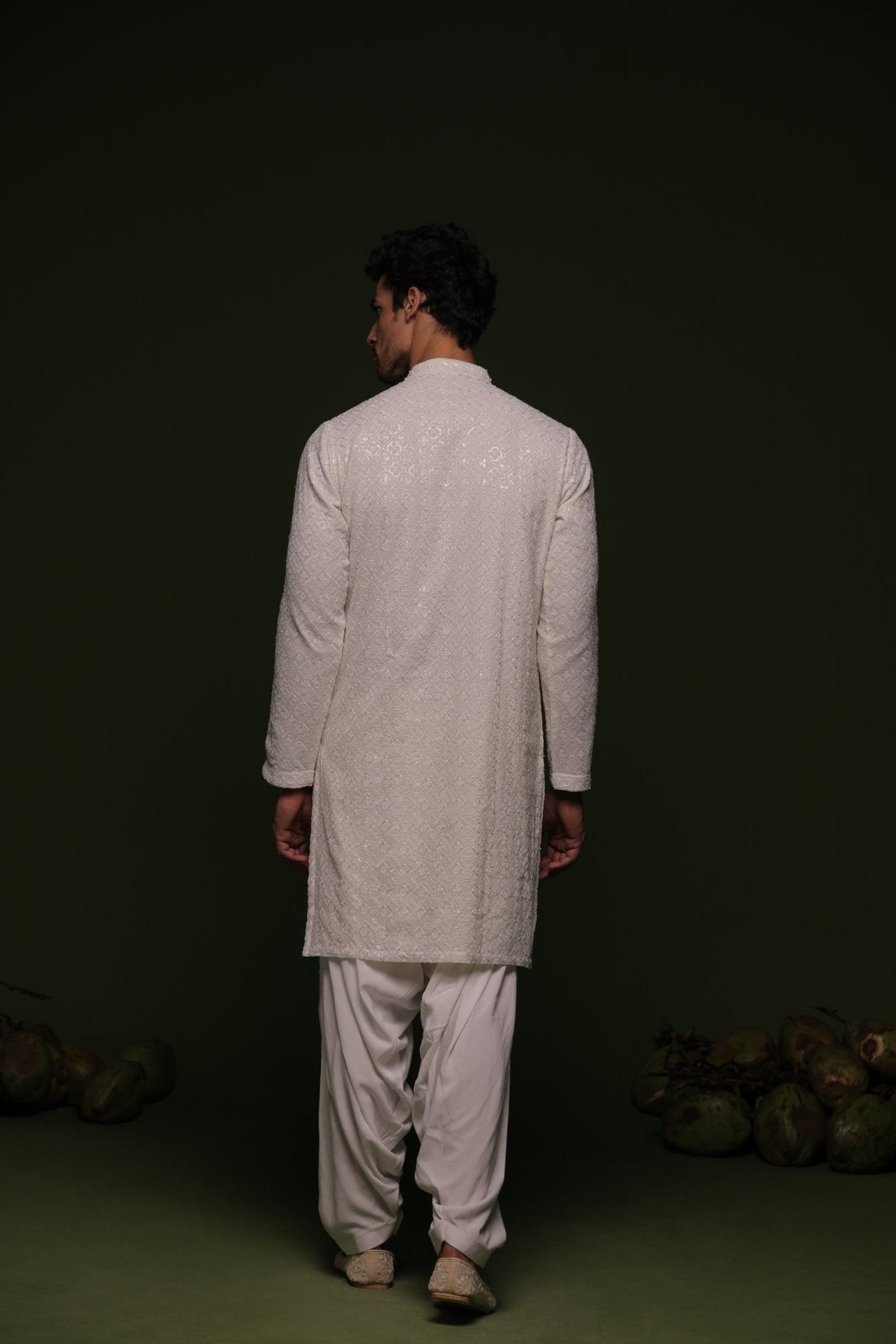LOKA WHITE KURTA SET WITH PATIYALA AND DUPATTA - White Maison de Couture