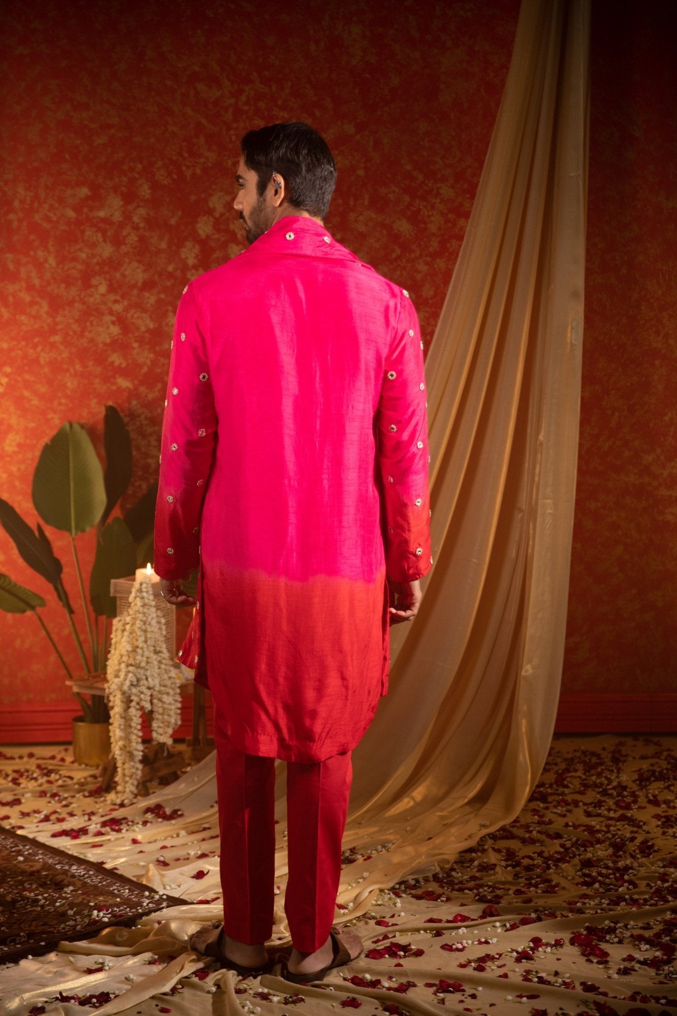 OMBRÉ CIRCULAR MIRROR KURTA STOLE SET - White Maison de Couture
