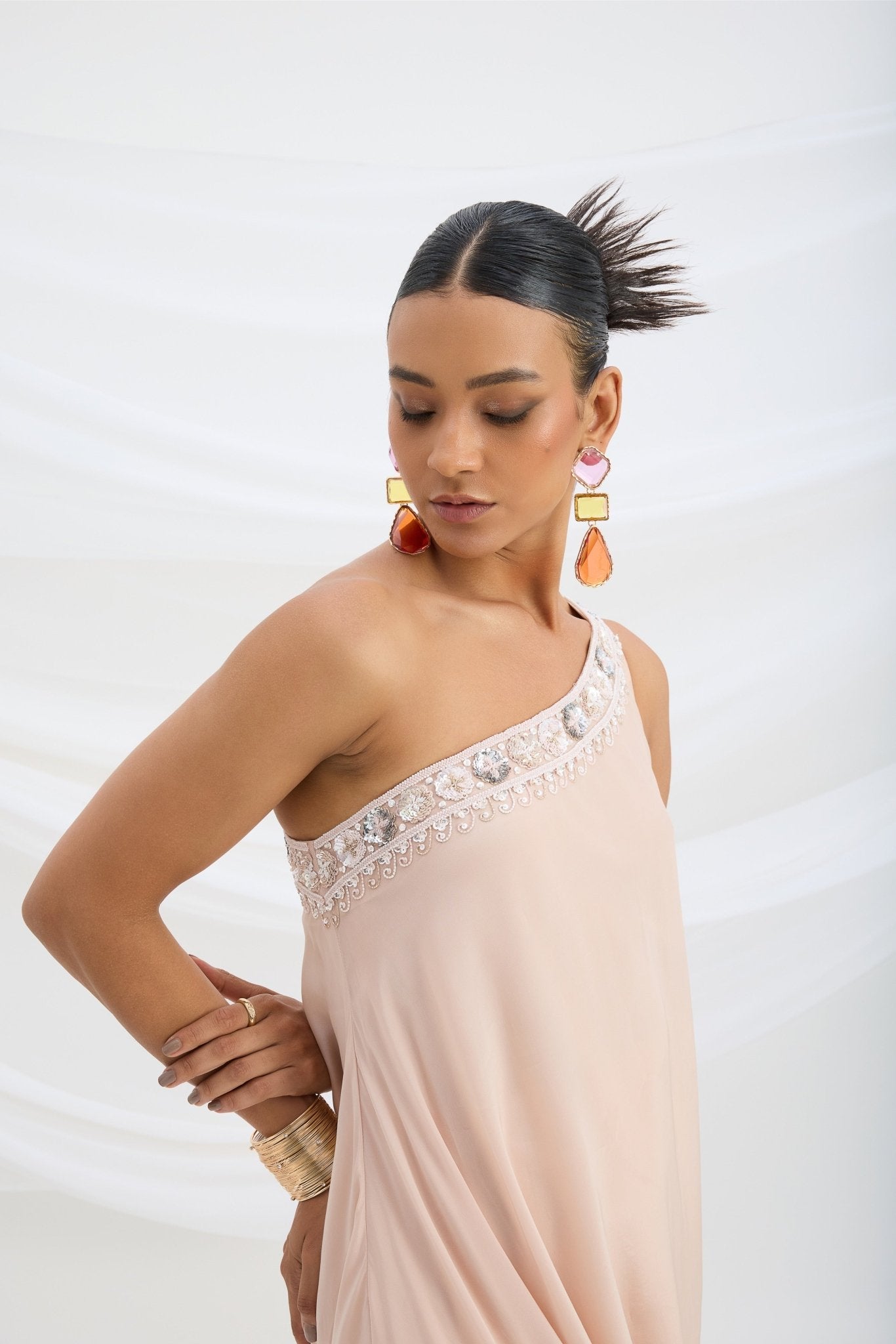 ONE SHOULDER EMBROIDERED DRAPE DRESS - White Maison de Couture