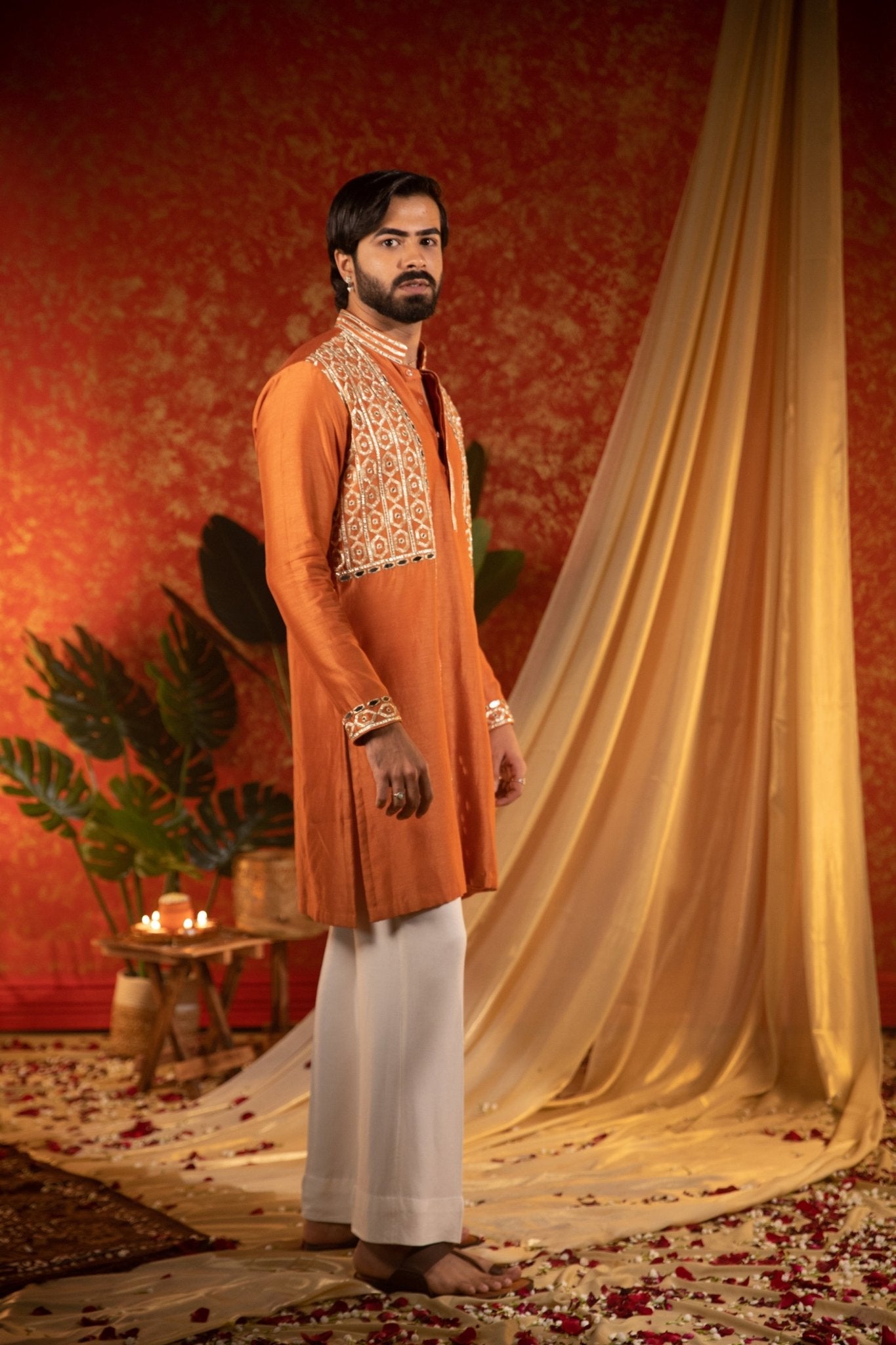 RAJWADI KURTA SET - White Maison de Couture