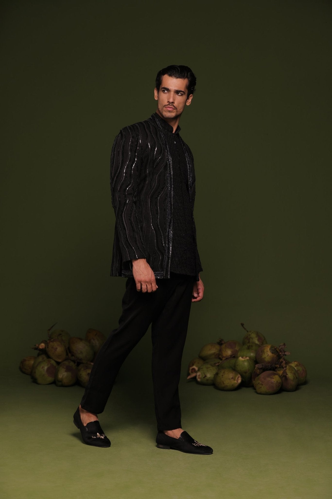 SATYAM BLACK JODHPURI SET WITH SHORT SHIRT AND PANT - White Maison de Couture