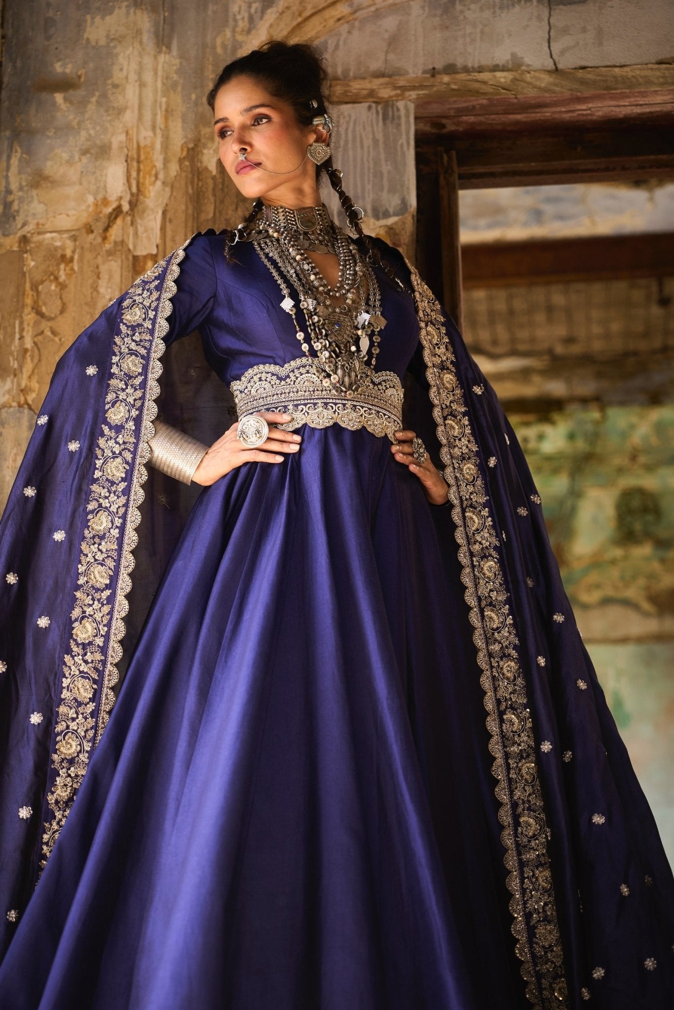 SILK PLAIN ANARKALI WITH EMBROIDERED DUAPTTA AND BELT - White Maison de Couture