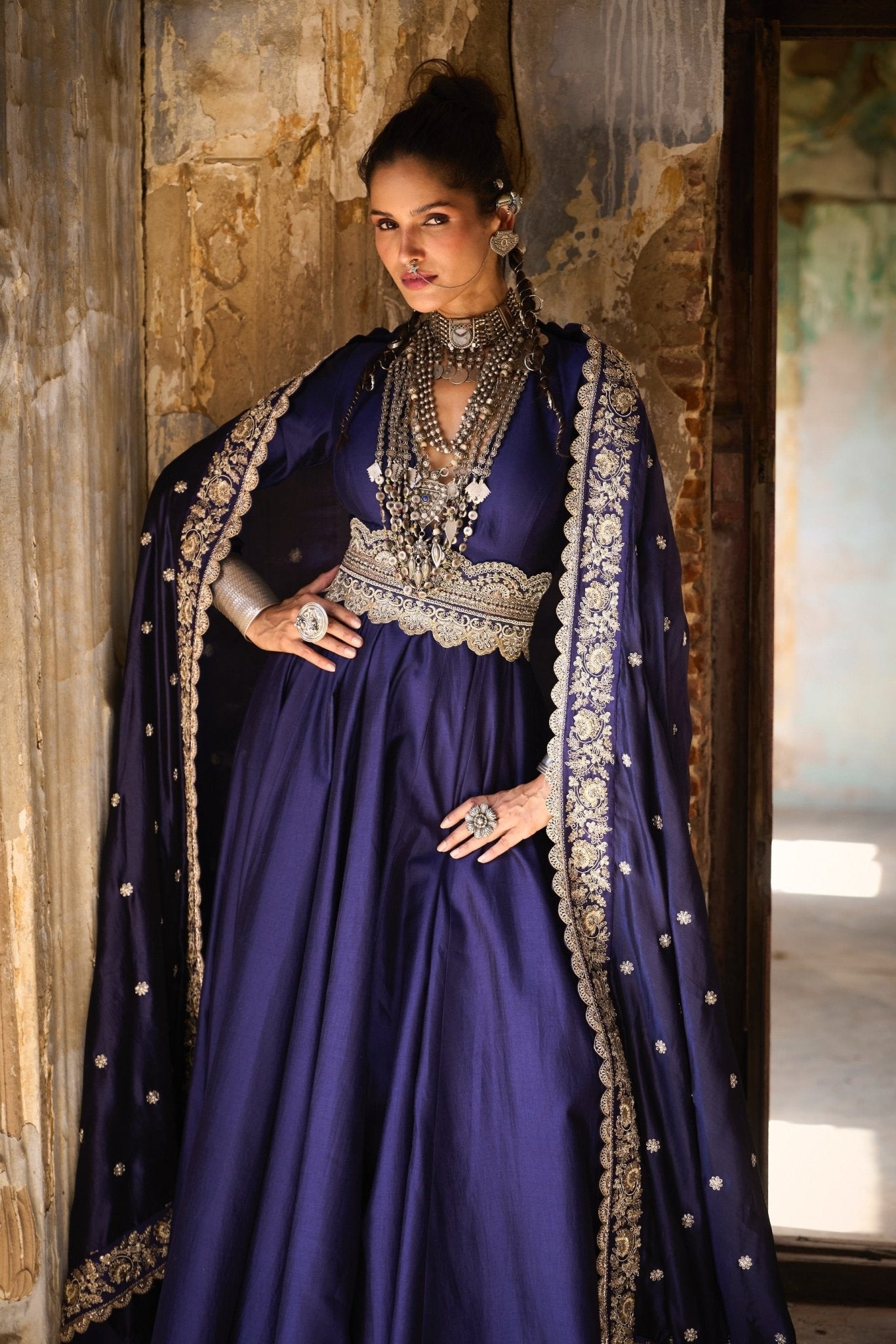 SILK PLAIN ANARKALI WITH EMBROIDERED DUAPTTA AND BELT - White Maison de Couture