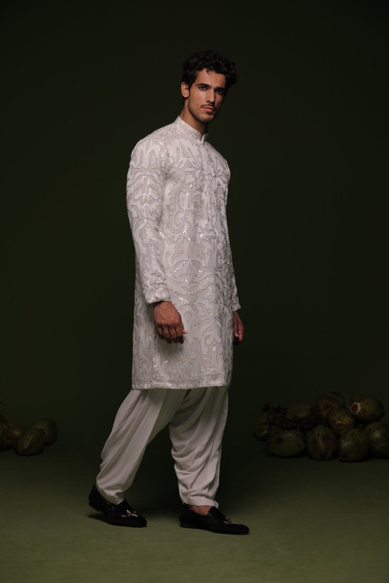 TAPA WHITE KURTA SET WITH PATIYALA AND DUPATTA - White Maison de Couture