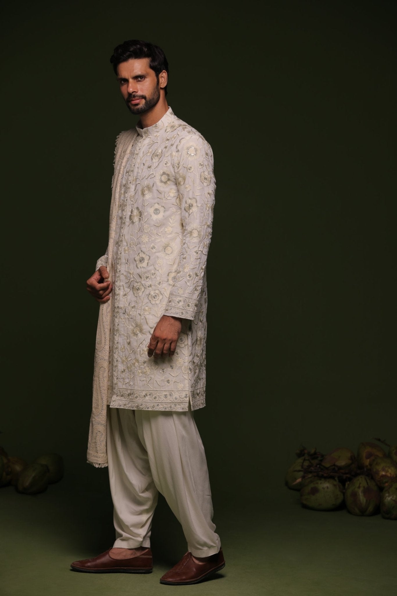 VARA BEIGE KURTA SET WITH PATIYALA AND DUPATTA - White Maison de Couture