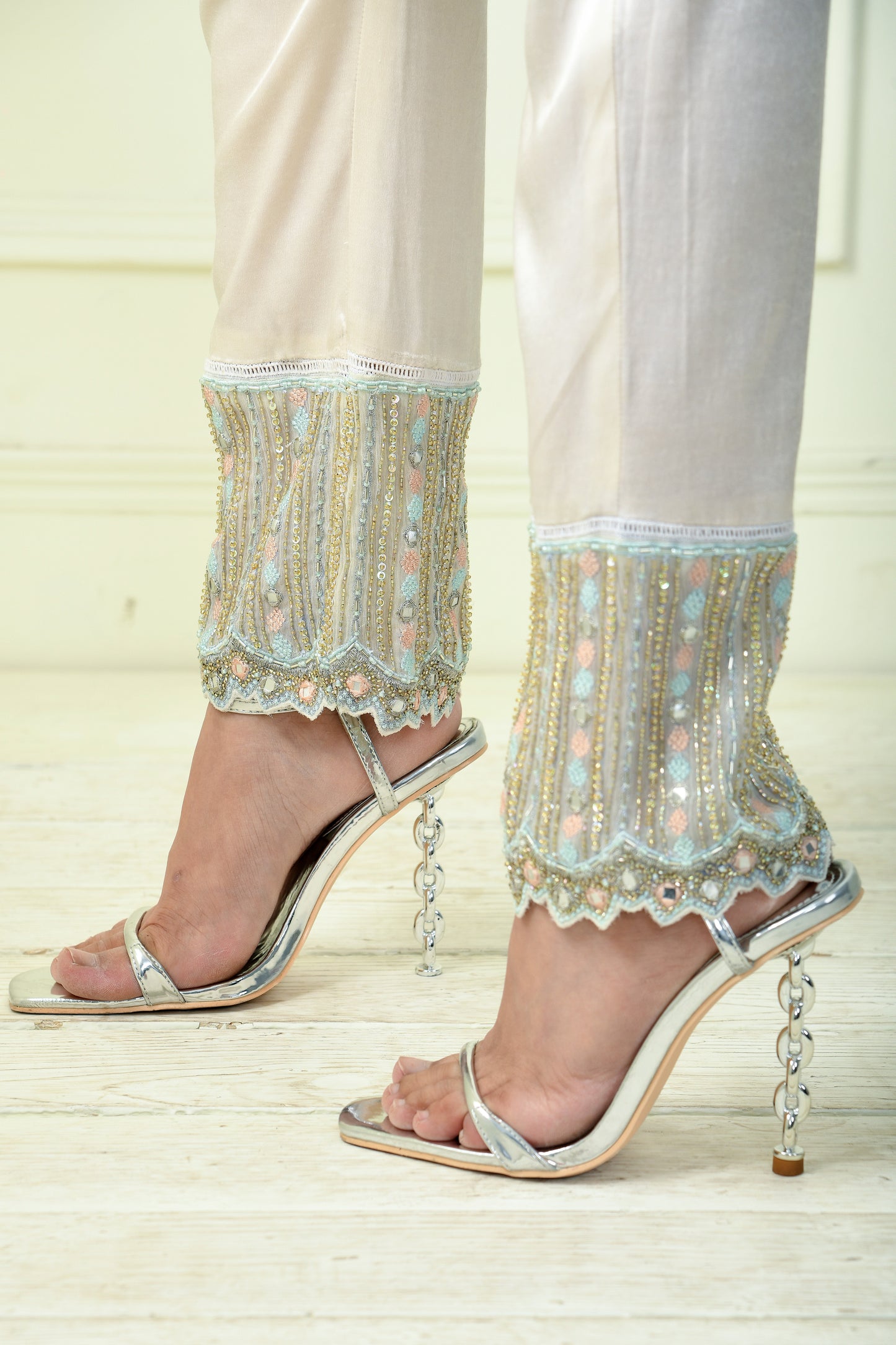 DIVINE EMBROIDERED BOHO KURTA PANT SET