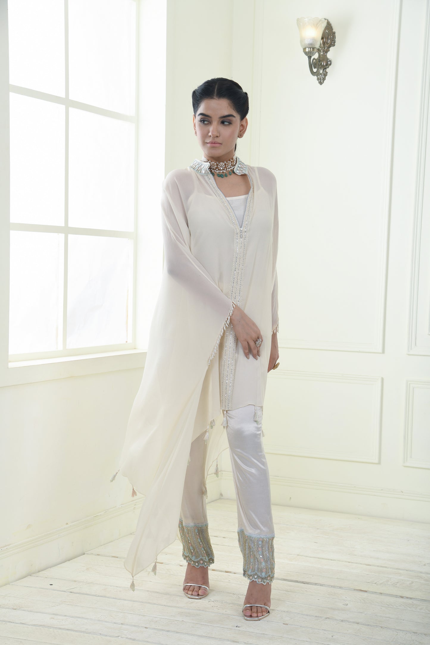 DIVINE EMBROIDERED KAFTAN PANT SET