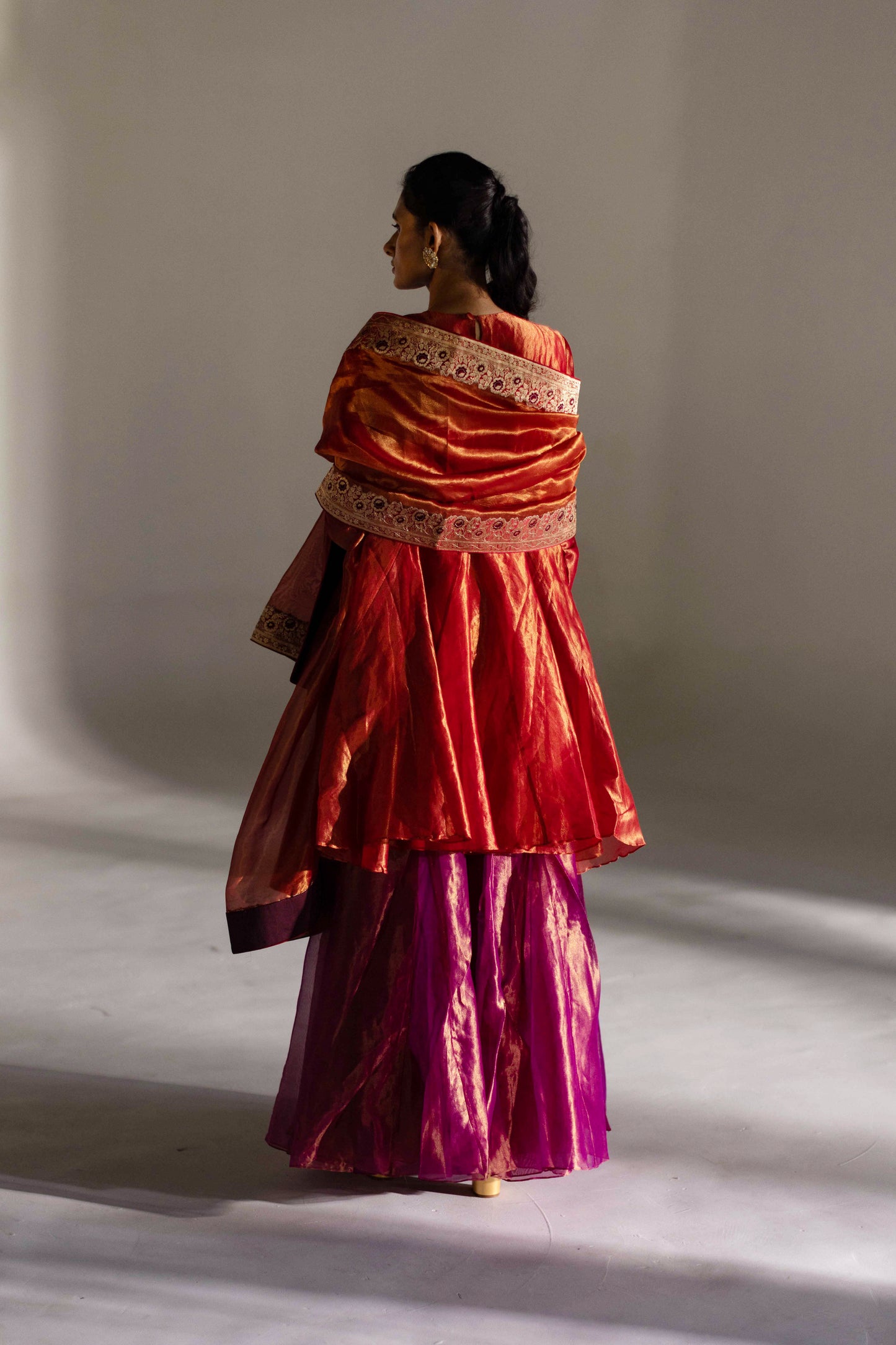 LAURA DUPATTA