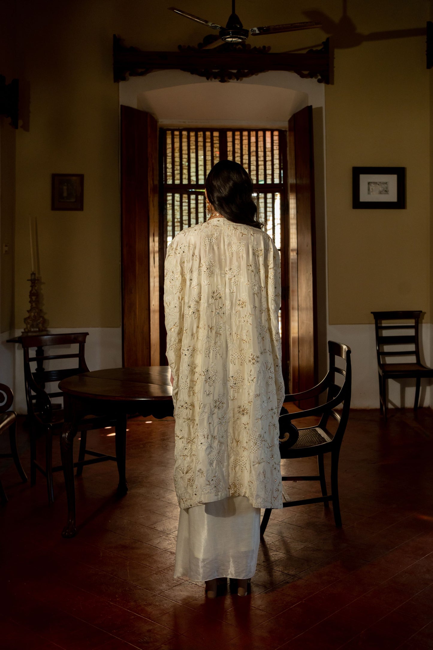 IVORY SELF WOVEN JACKET JACKET
