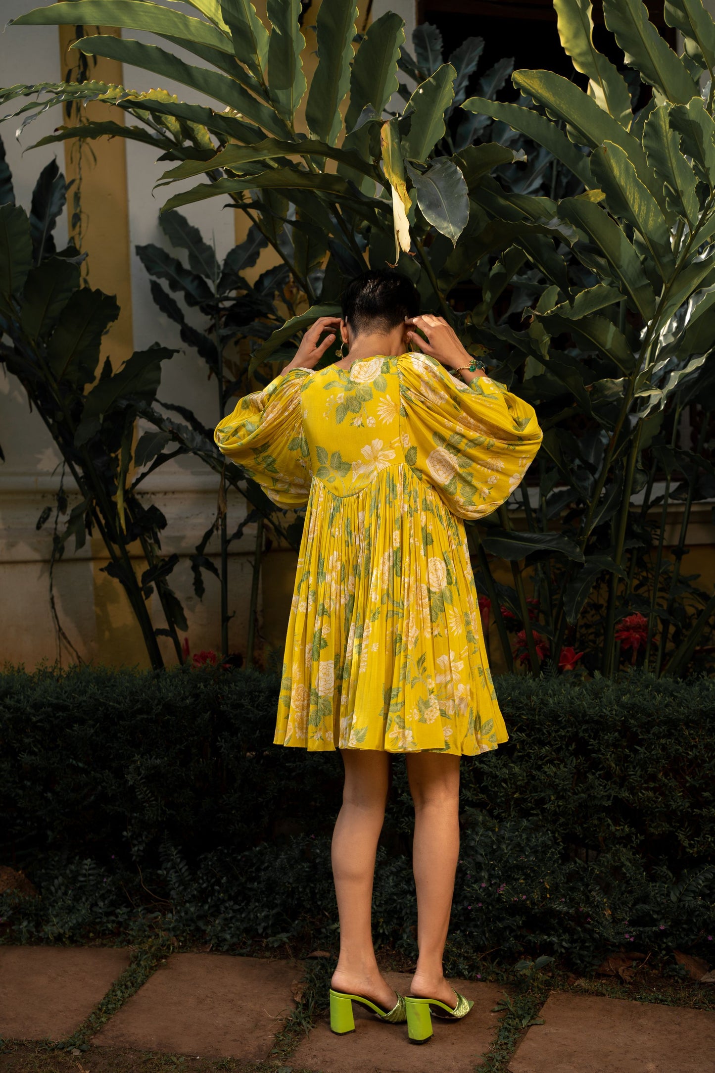 GARDEN OF BLOOM SHORT DRESS
