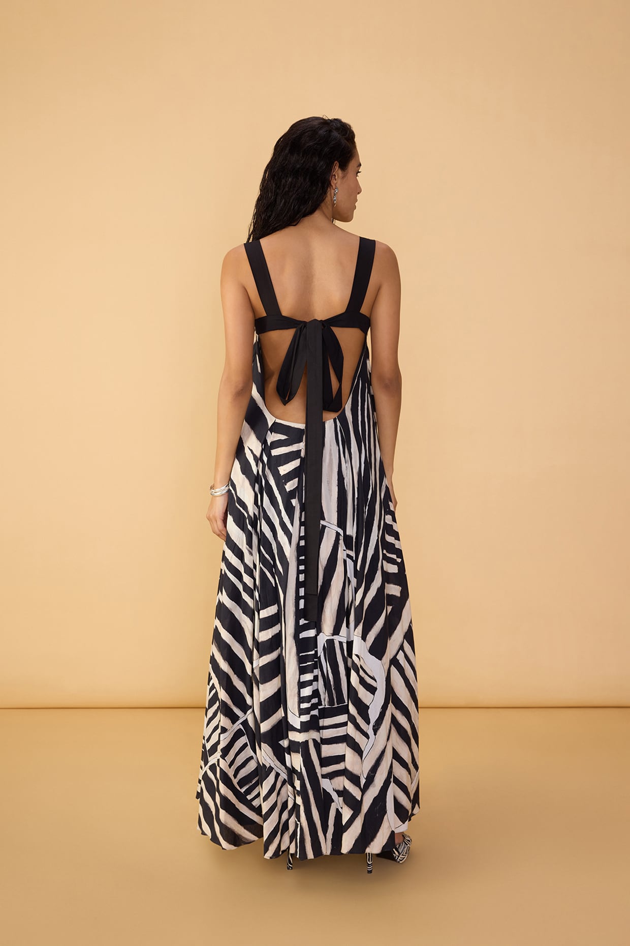 VIVI DRESS