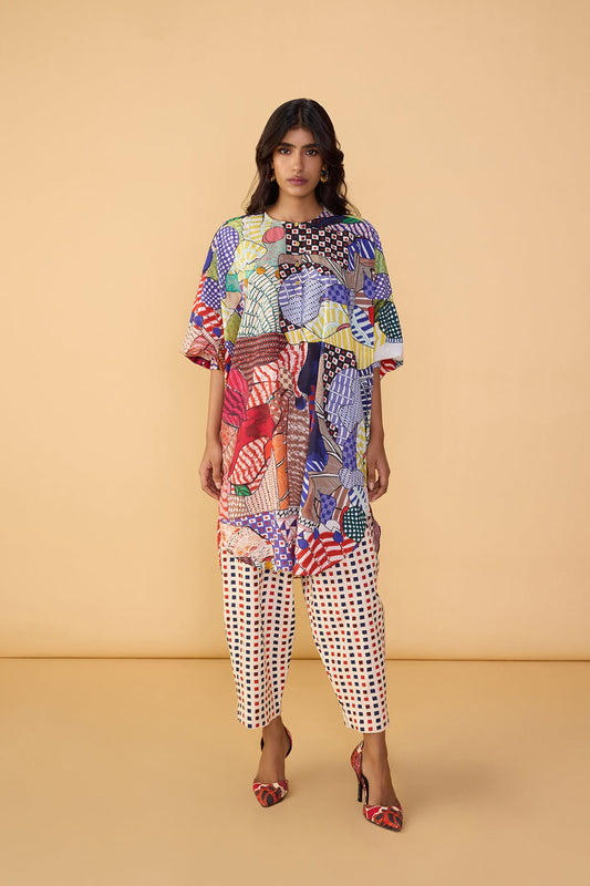 AKIRA TUNIC & LOLY TROUSER