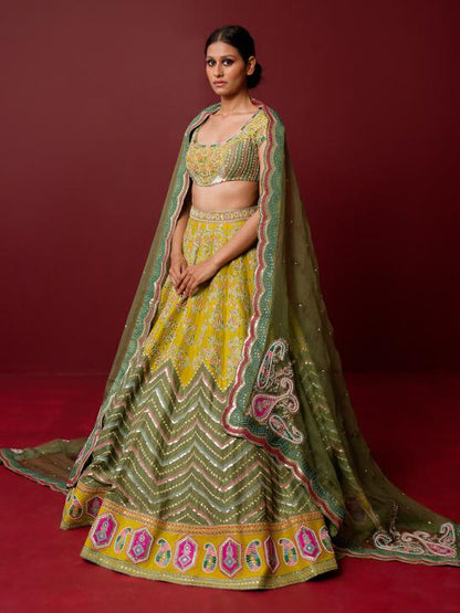 AARYA LEHENGA SET