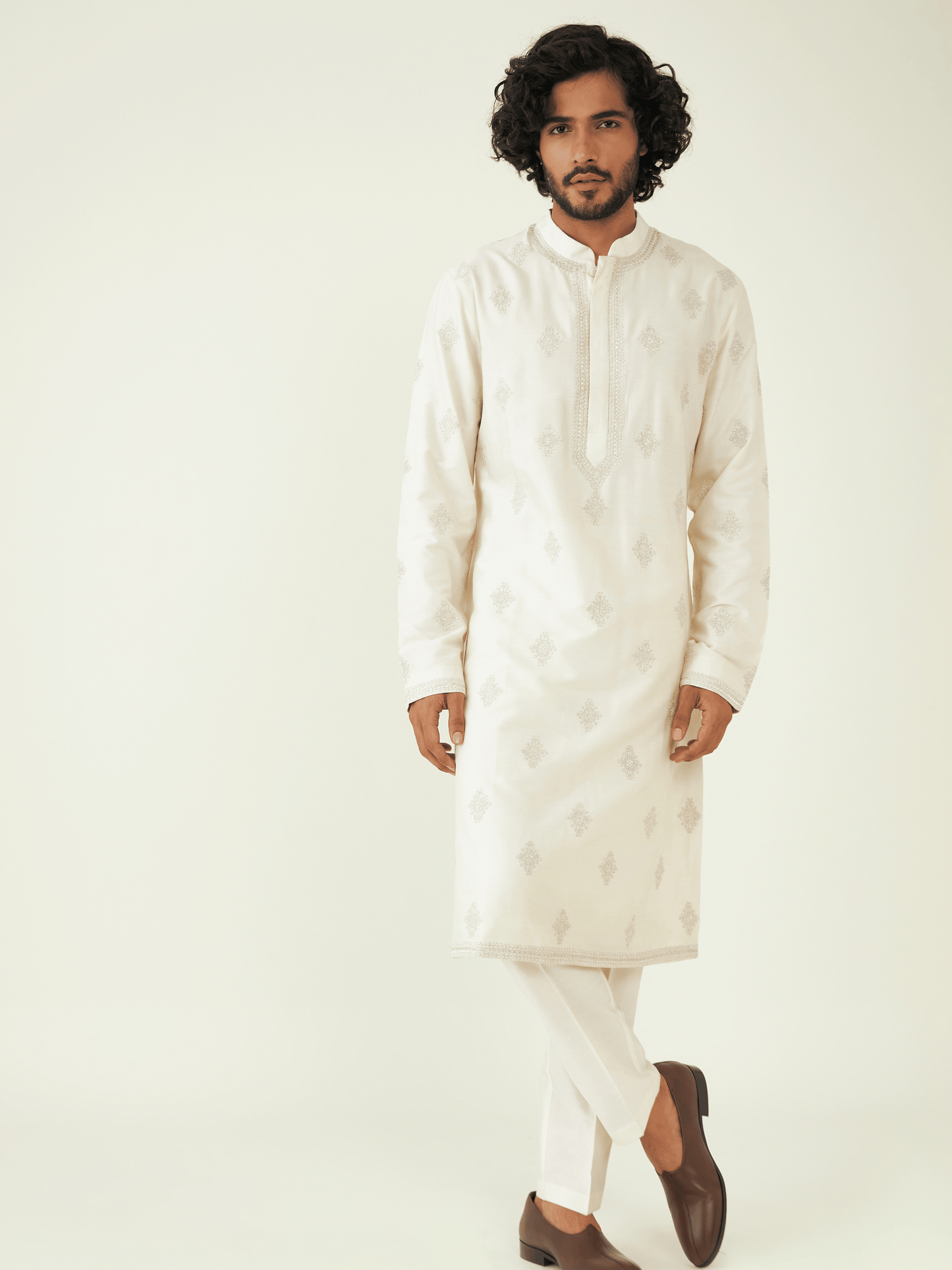 MAAHRU KURTA SET