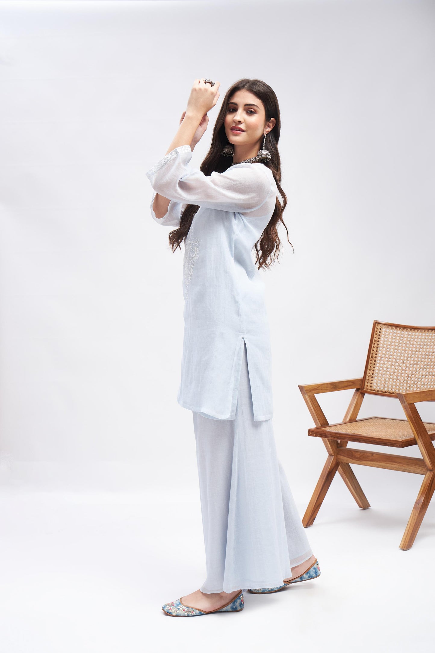 INARA KURTA SET