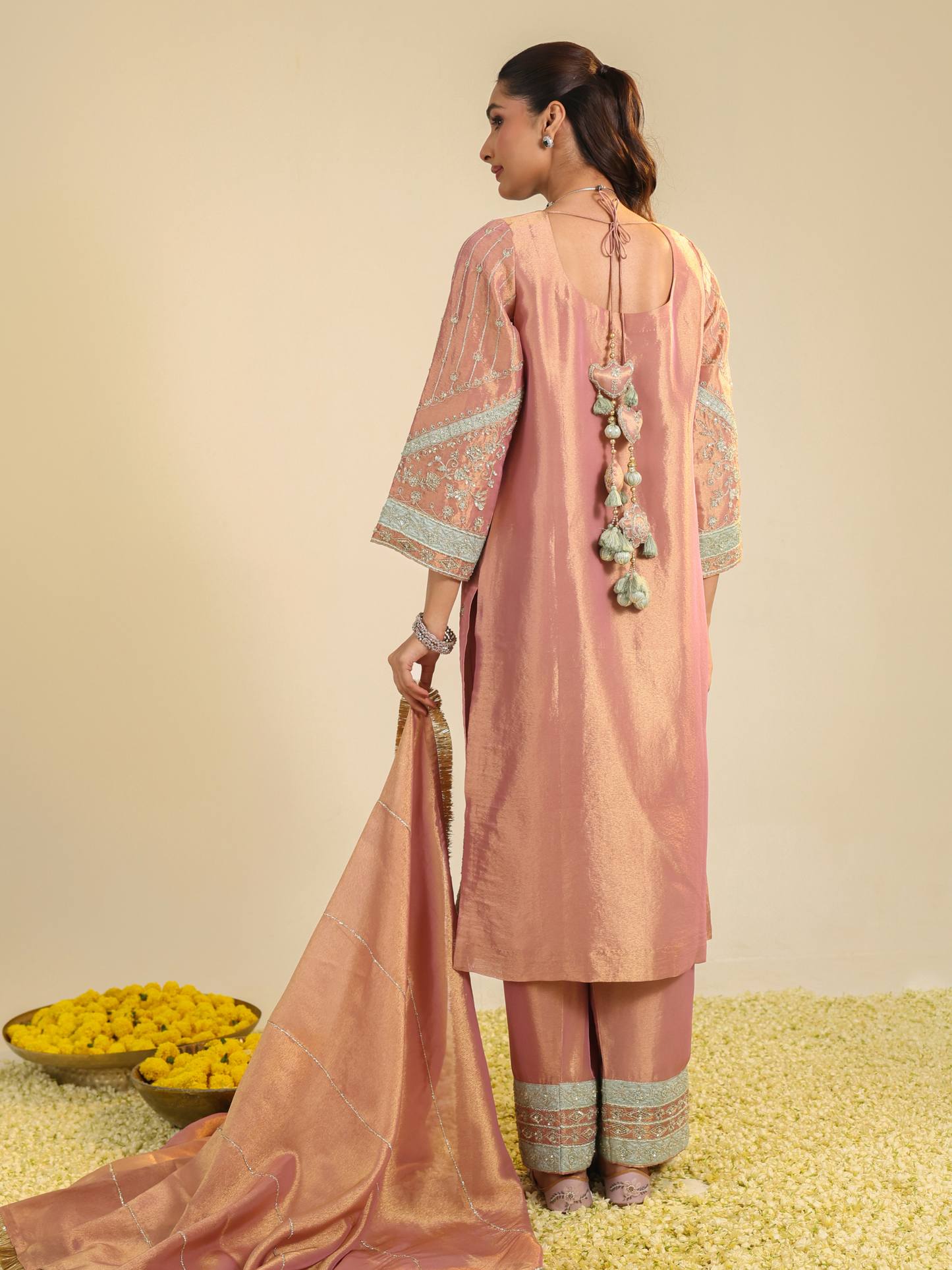 PINK LAMHE TISSUE KURTA SET