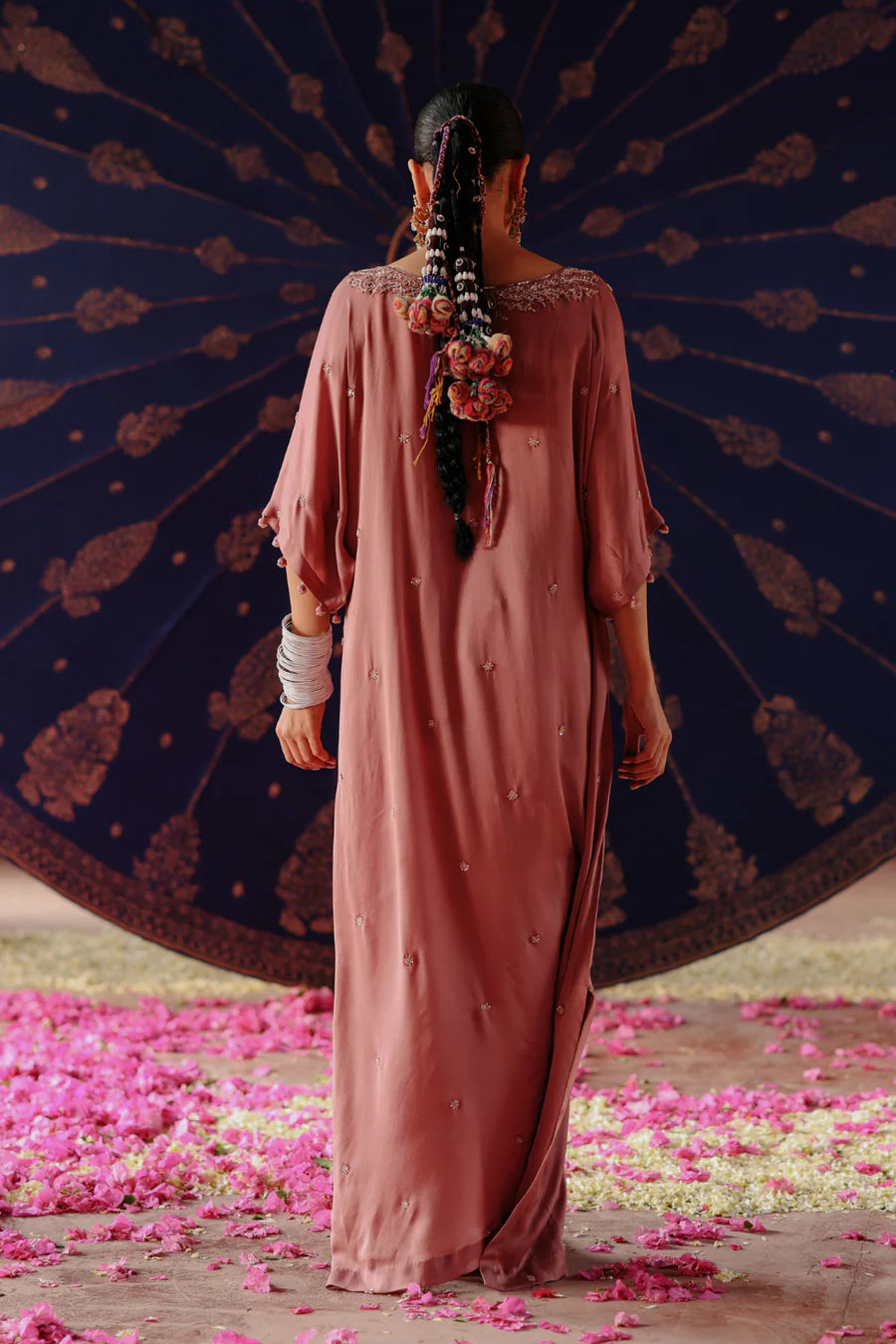 NEIMAT KAFTAN