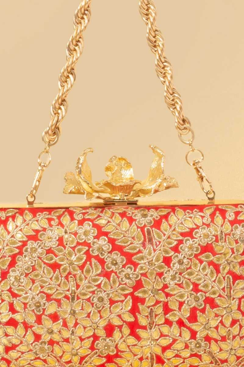 VANYA CLUTCH - RED & GOLD