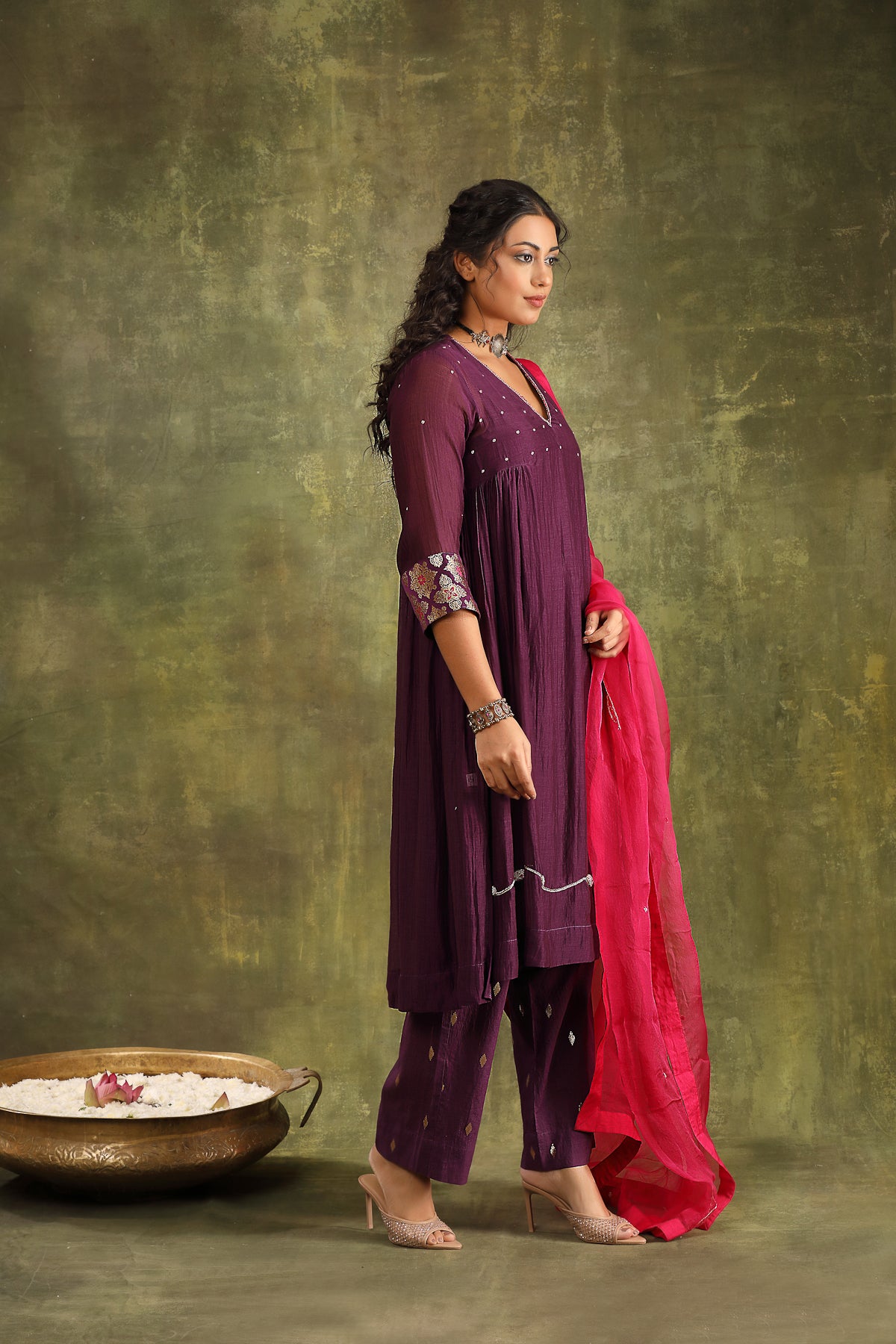 PURPLE ABSTRACT HAND EMBROIDERED CHNADERI SUIT SET WITH DUPATTA