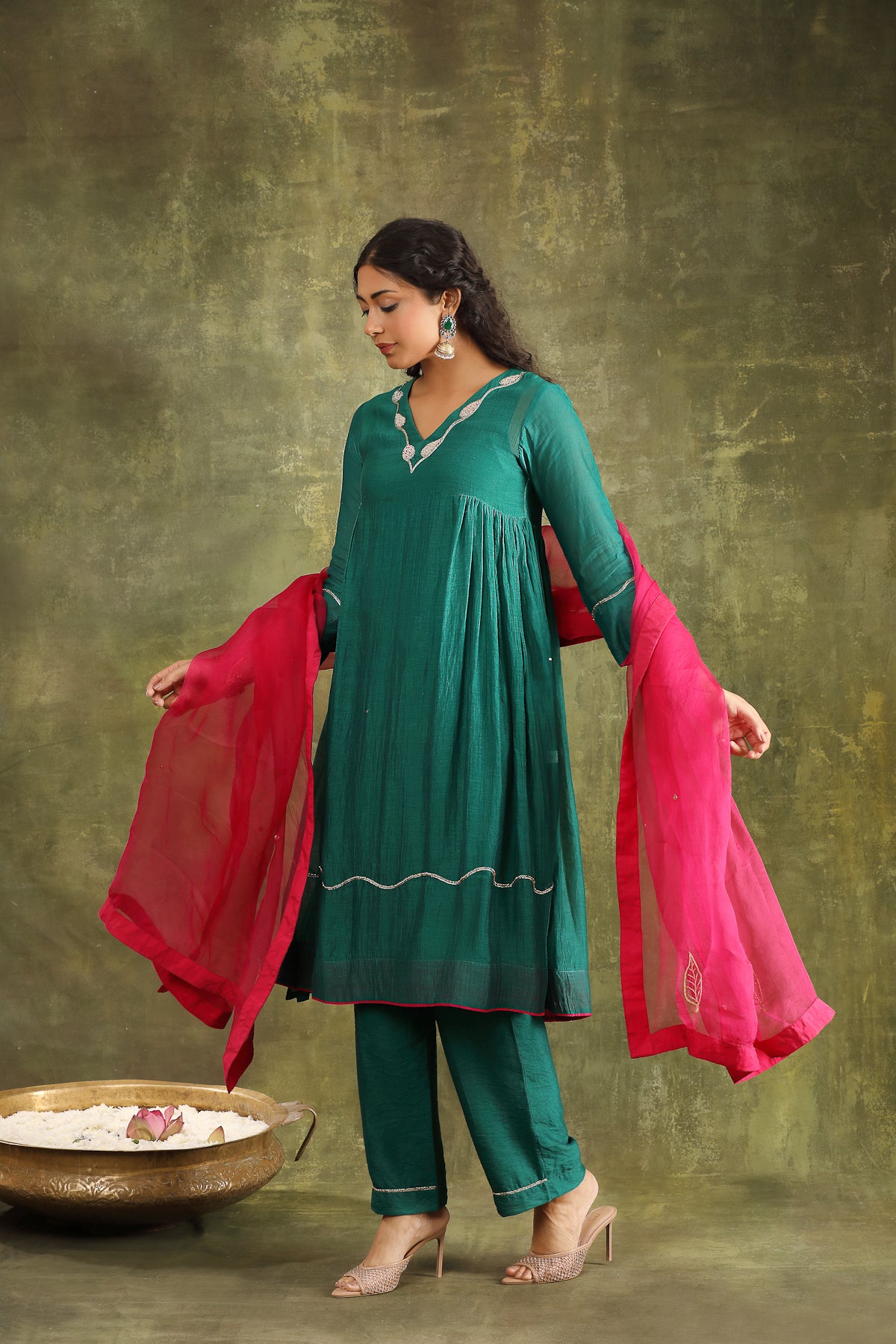 DARK GREEN ABSTRACT HAND EMBROIDERED CHANDERI SUIT SET WITH DUPATTA