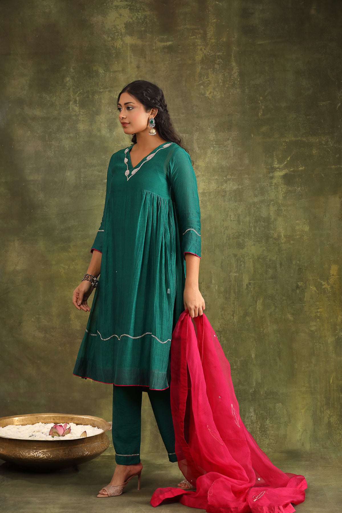 DARK GREEN ABSTRACT HAND EMBROIDERED CHANDERI SUIT SET WITH DUPATTA