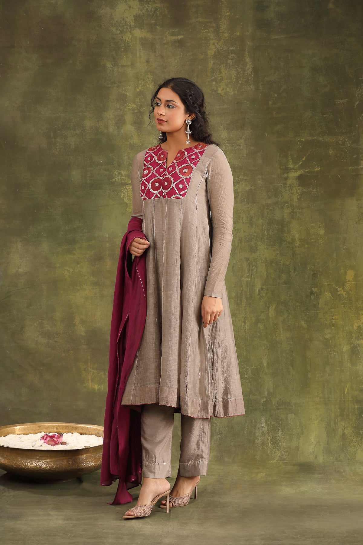 GREY SILK CHANDERI HAND EMBROIDERED ANARKALI SUIT SET