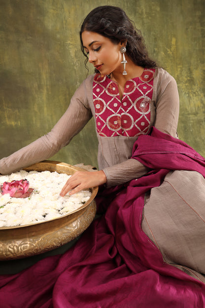 GREY SILK CHANDERI HAND EMBROIDERED ANARKALI SUIT SET