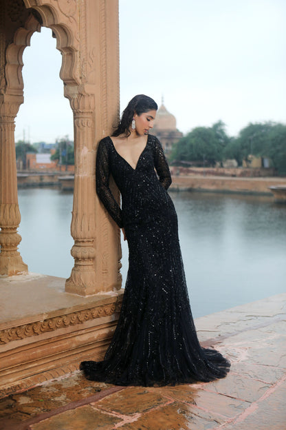 BLACK MERMAID GOWN