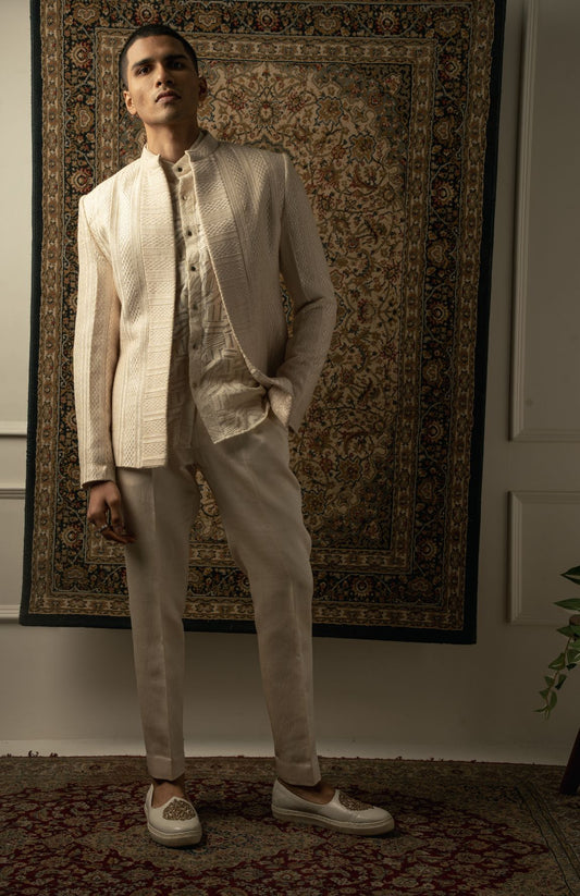IVORY JACKET MONOCHROME SET
