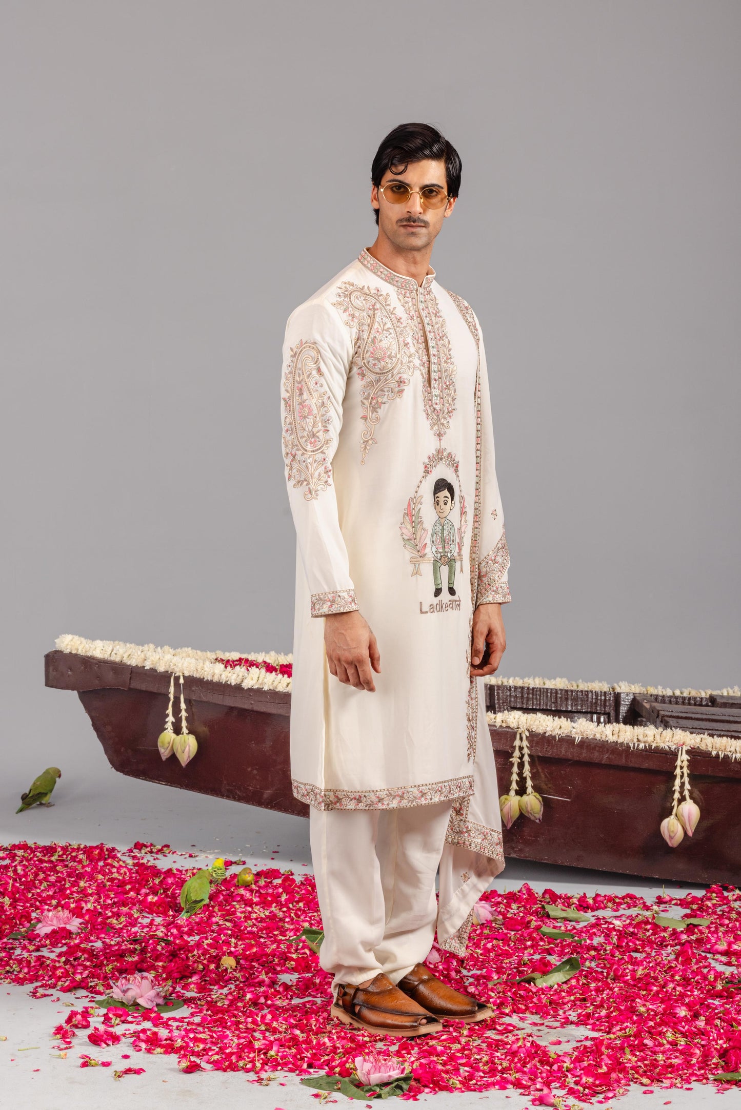 LADKEWALE CREAM KURTA SET
