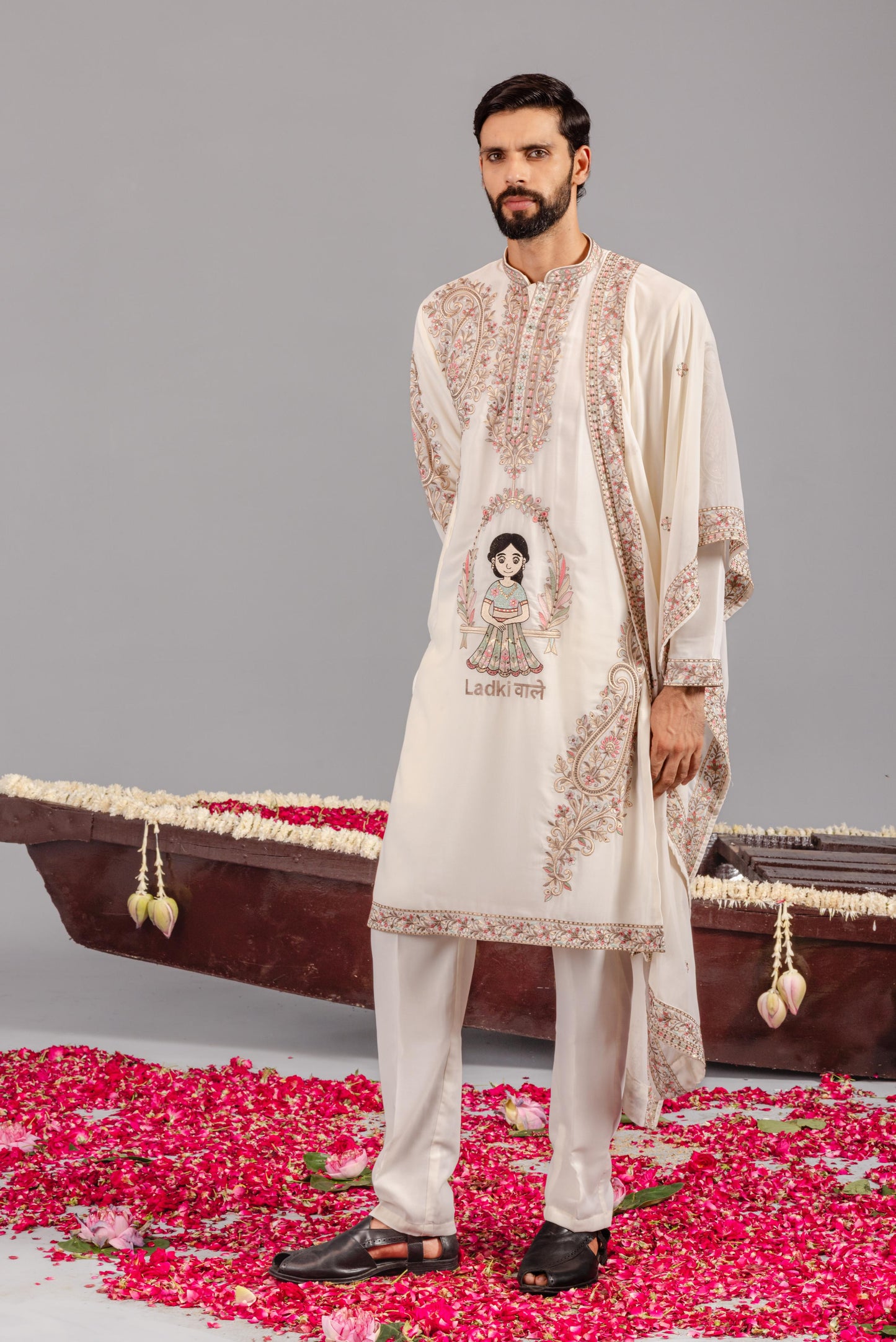 LADKIWALE CREAM KURTA SET