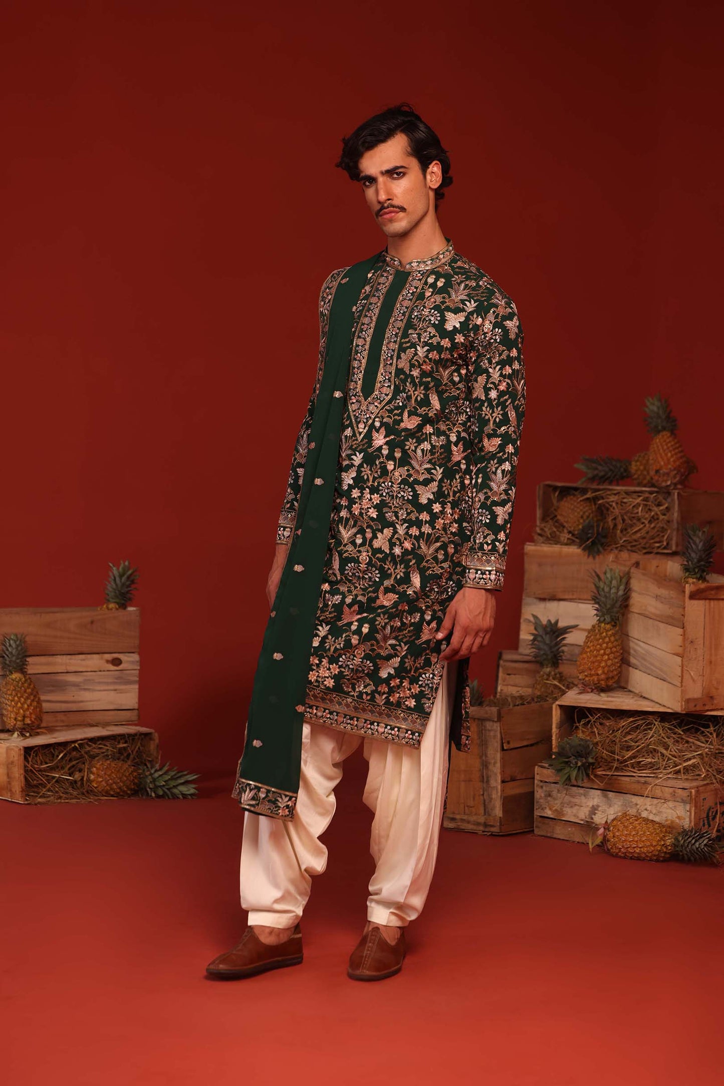 SAGAR BOTTLE GREEN KURTA SET
