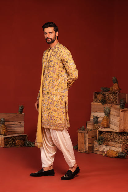 VARDHAN HALDI KURTA SET