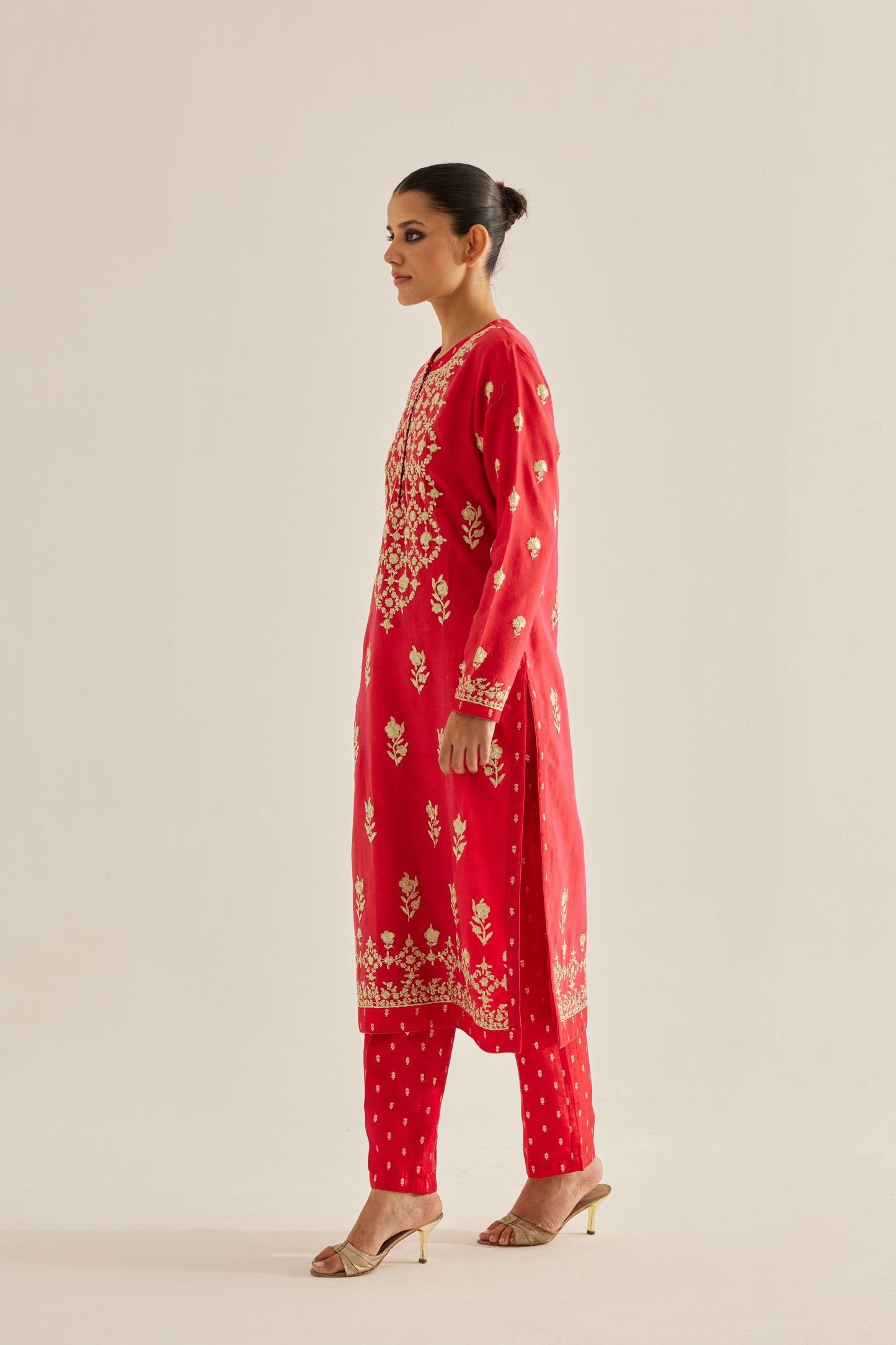 RED KURTA SET