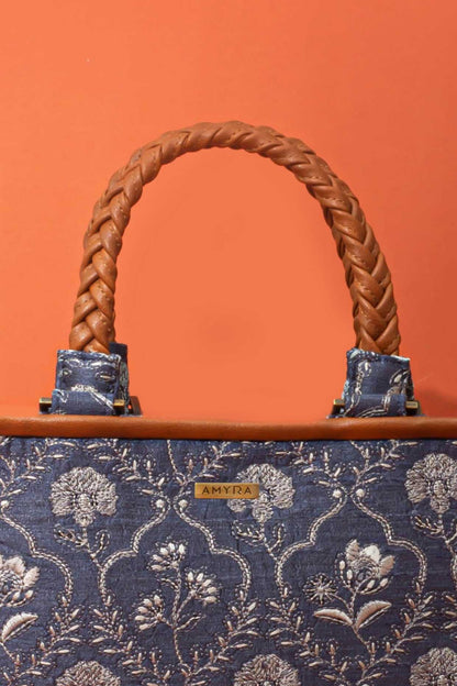 JHAROKHA EMBROIDERED HANDBAG - LIGHT BLUE