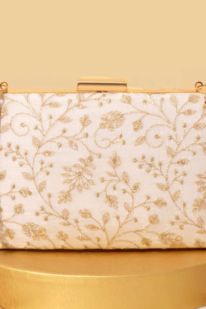 ANTARI EMBROIDERED CLUTCH - OFF WHITE