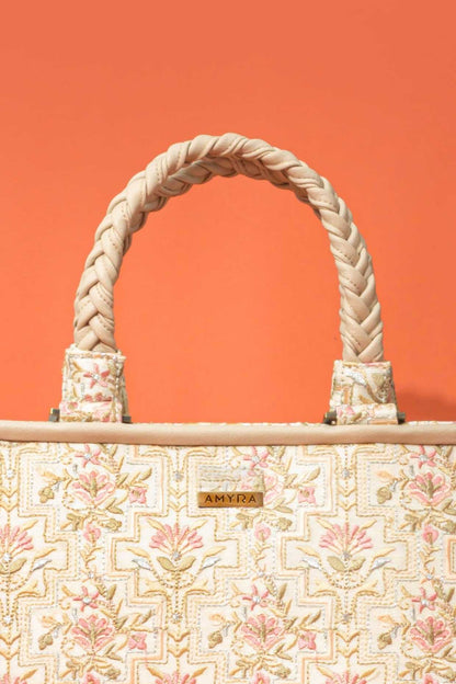 MOGRA EMBROIDERED HANDBAG - OFF-WHITE