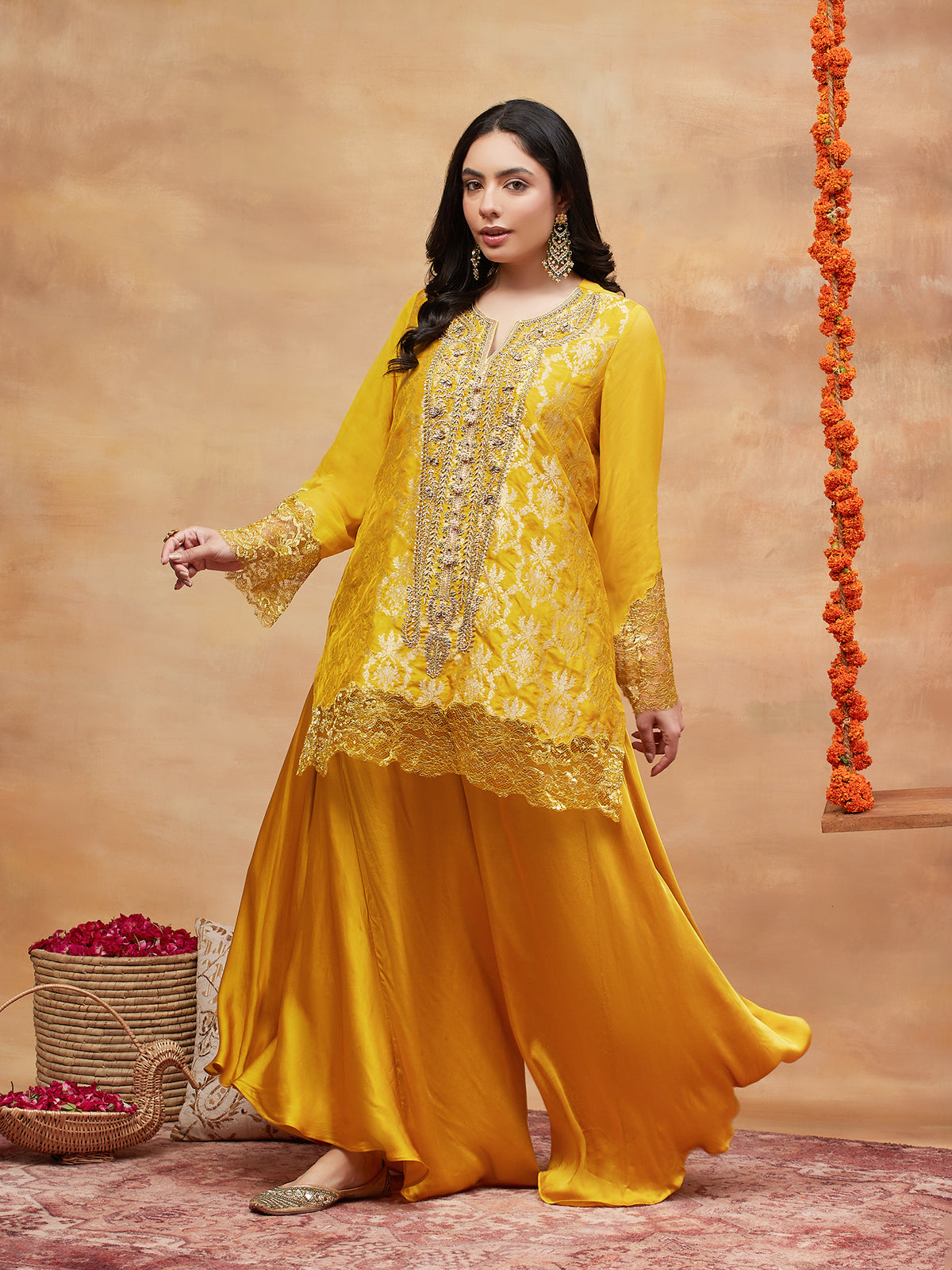 AHILYA KANAK HAND EMBROIDERED BANARASI DHOTI SET