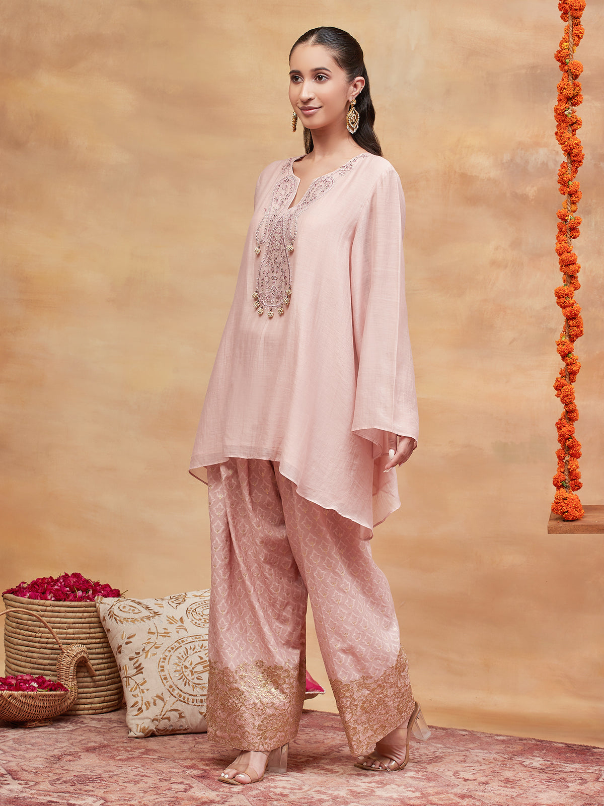KEDAR KAMAL HAND EMBROIDERED BANARASI FARSHI SET