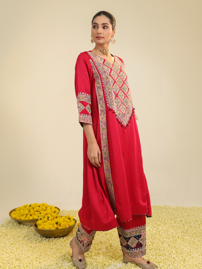 RED AYNAZ KURTA SET