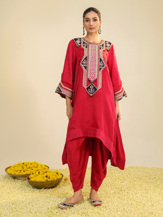 RED AMAYRA KURTA SET