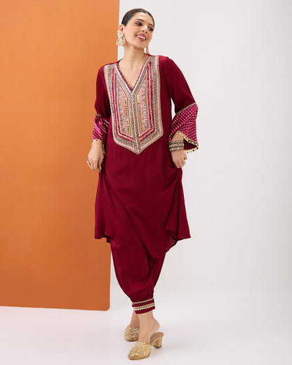 MAROON KURTA WITH BANDHANI DETAILING & GATHERED PANT SET