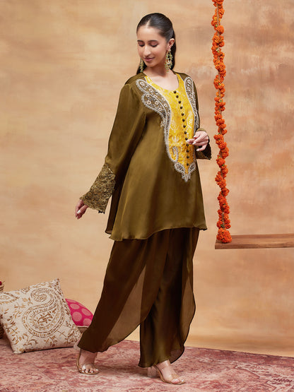 REWA HARIT HAND EMBROIDERED BANARASI DHOTI SET