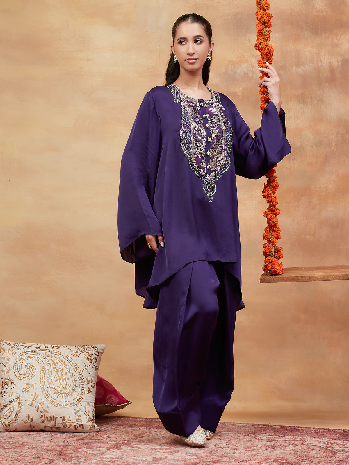 MEER JAMUNI HAND EMBROIDERED BANARASI FARSHI SET