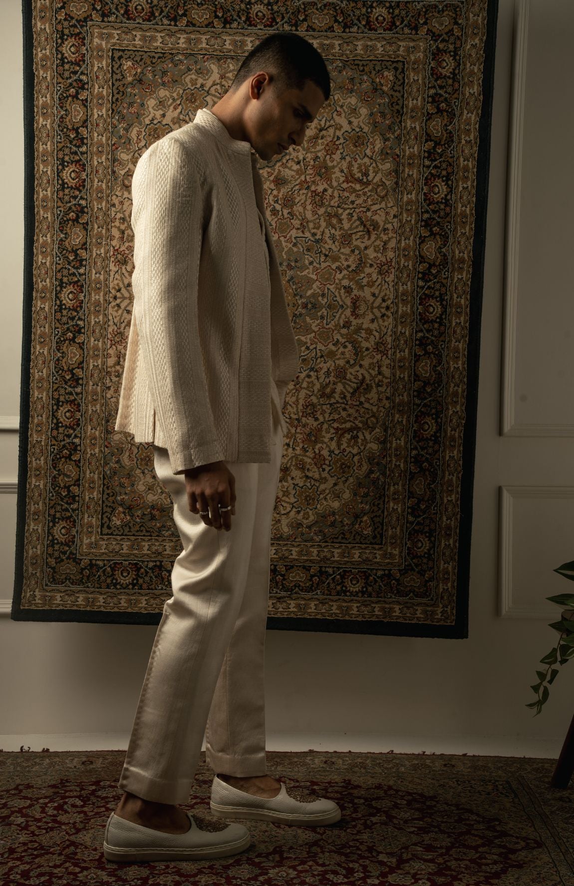 IVORY JACKET MONOCHROME SET