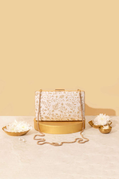 ANTARI EMBROIDERED CLUTCH - OFF WHITE