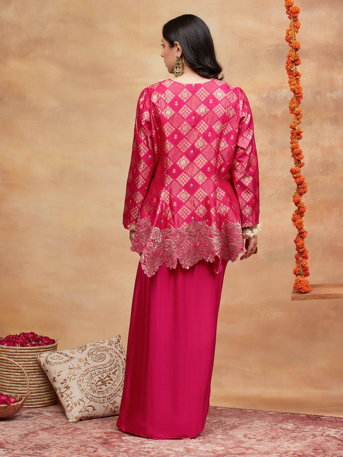 ASSI GULNAAR HAND EMBROIDERED BANARASI SKIRT SET